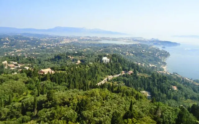 Земельный участок в Corfu