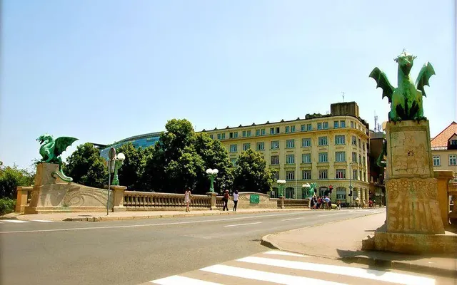 Различного назначения в Любляна