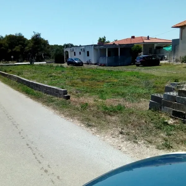 Земельный участок в Сабунике, фото 1