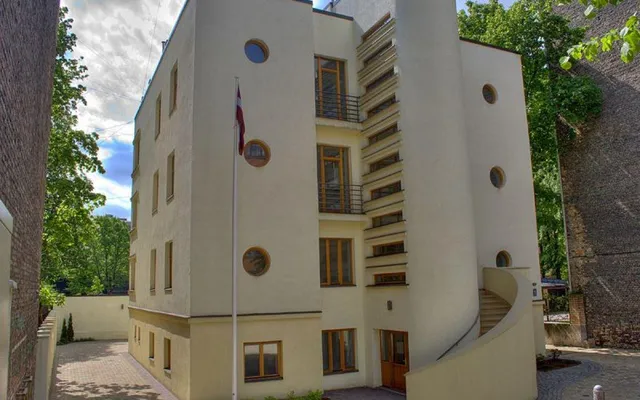 Коммерческая недвижимость в Старая Рига