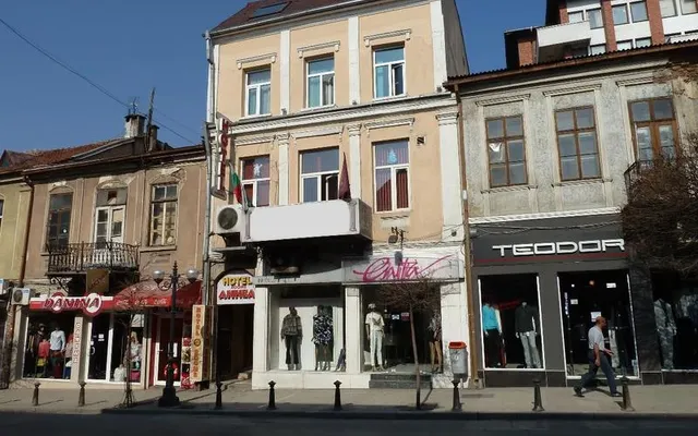 Отель в Велико Тарново