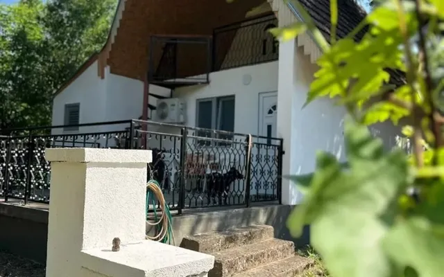 Дом в Сербия