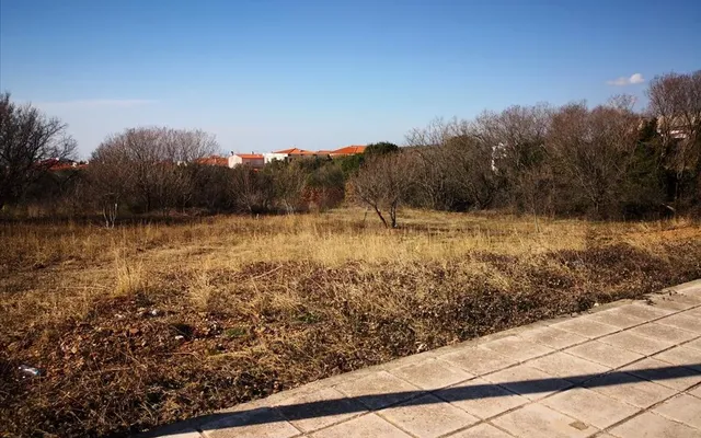 Земельный участок в Полийирос