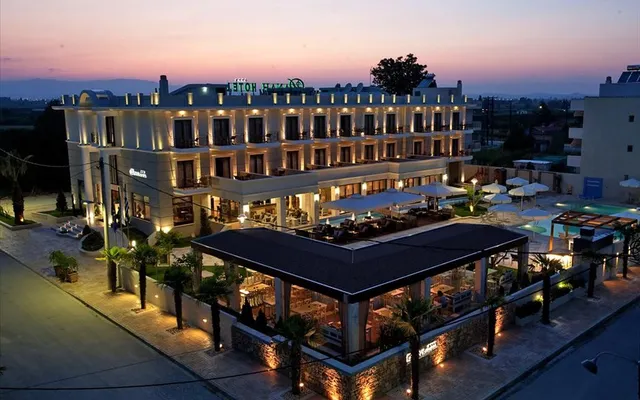 Отель в Катерини