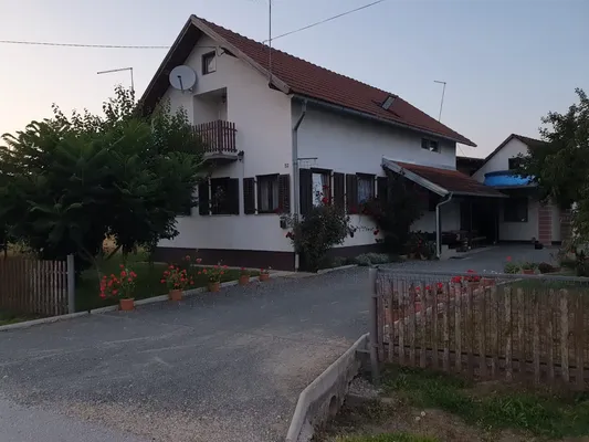 Дом в Чазма