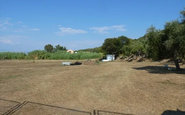 Земельный участок в Corfu