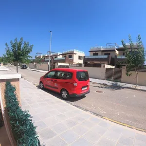 Таунхаус в Авиньо Ноу, фото 2