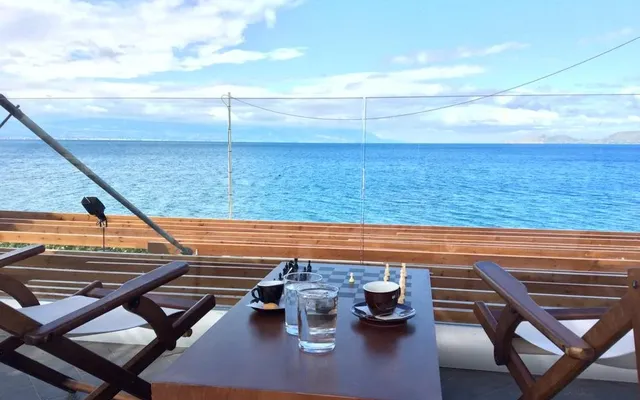 Коммерческая недвижимость в Loutraki - Perachora
