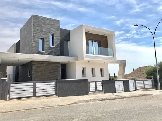 Отдельный дом в Агиос Афанасиос