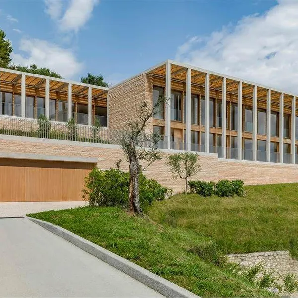 Вилла в Торре Педрера, фото 1