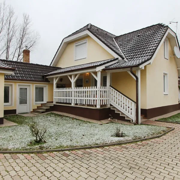 Дом в Хевиз, фото 1