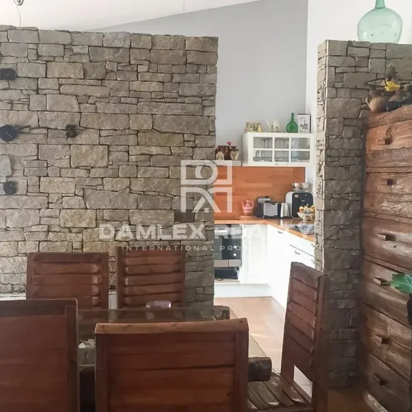 Вилла в Кастельдефельс, фото 1