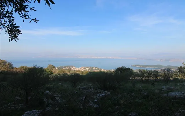 Земельный участок в Corfu