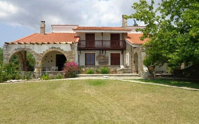 Вилла в Эретрия
