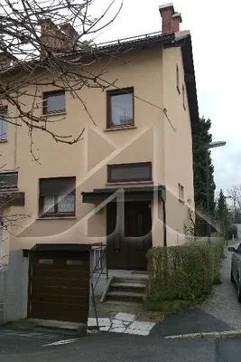 Таунхаус в Бежиград