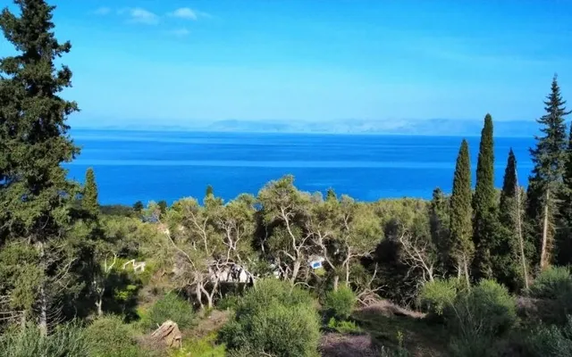 Земельный участок в Corfu