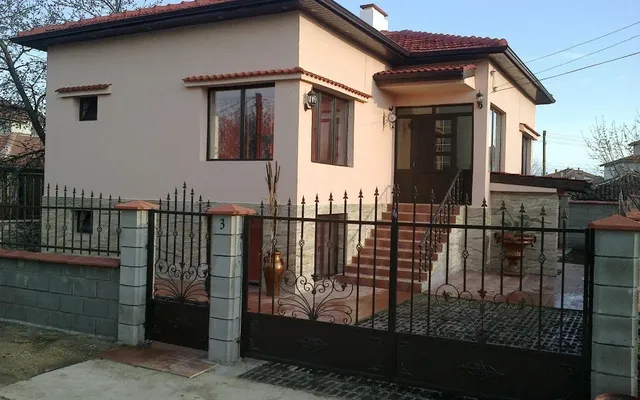 Отдельный дом в Варна