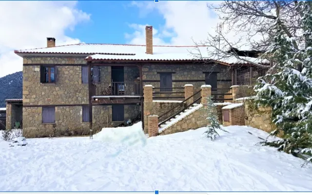 Вилла в Ксилокастро