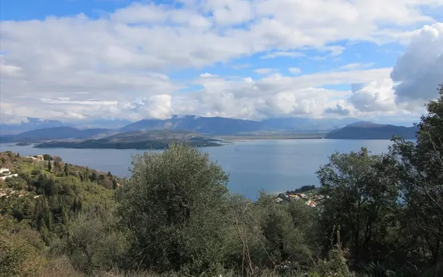 Земельный участок в Corfu