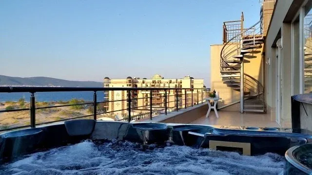 Пентхаус в Солнечный берег