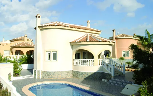 Вилла в Сьюдад Кесада