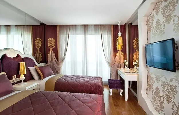 Отель в Анталия