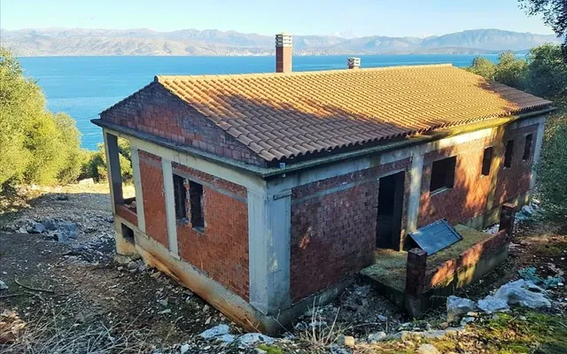 Земельный участок в Corfu
