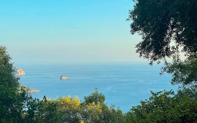 Земельный участок в Corfu