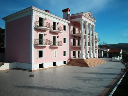 Дом в Копер