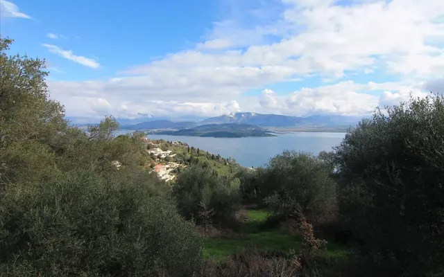 Земельный участок в Corfu