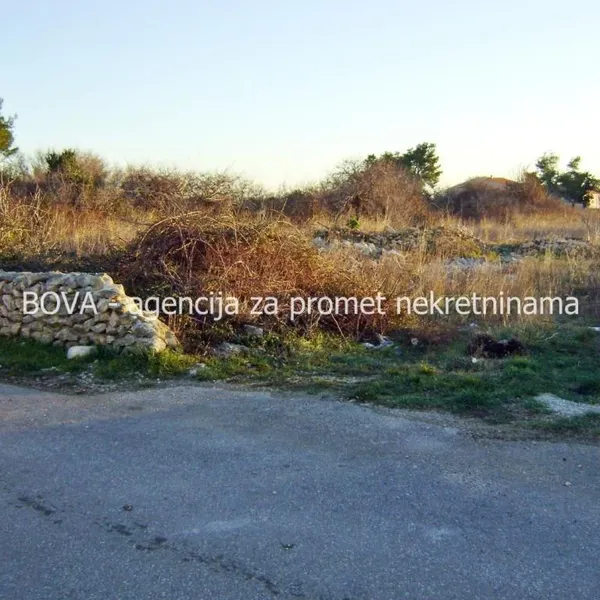 Земельный участок в Нин, фото 1