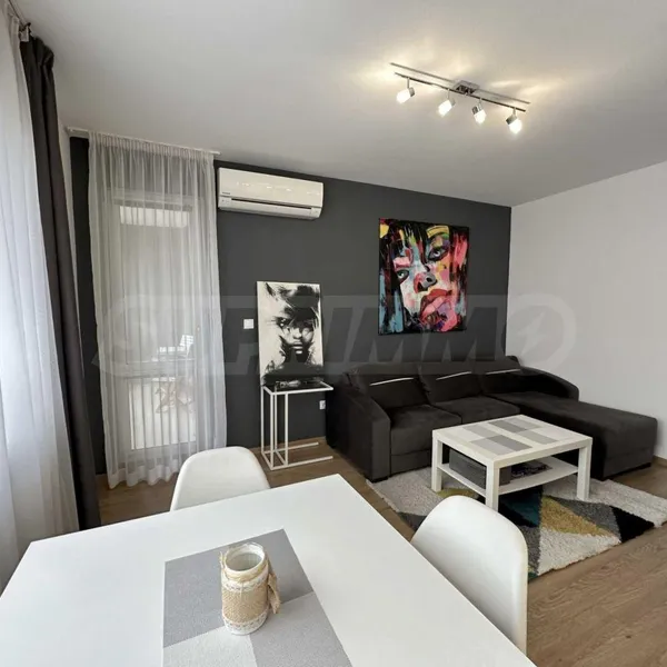 Квартира в 4-тирайон, фото 1