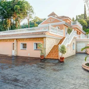 Вилла в Фуэнхиро́ла, фото 3