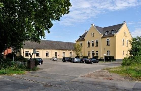 Земельный участок в Крефельд