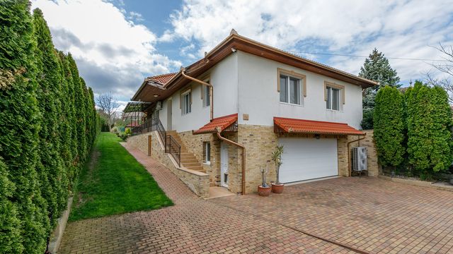 Дом в Альшопахок