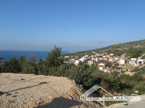 Земельный участок в Примоштен