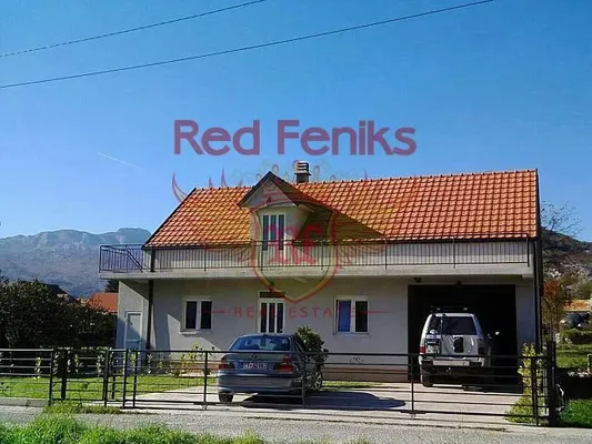 Дом в Цетине