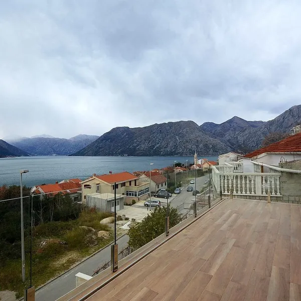 Вилла в Доброта, фото 1