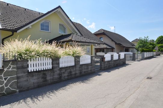 Таунхаус в Гросупле