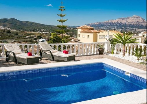 Таунхаус в Кальп