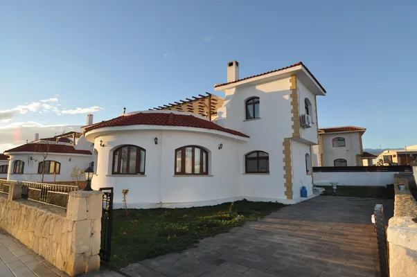 Вилла в Бахсельер