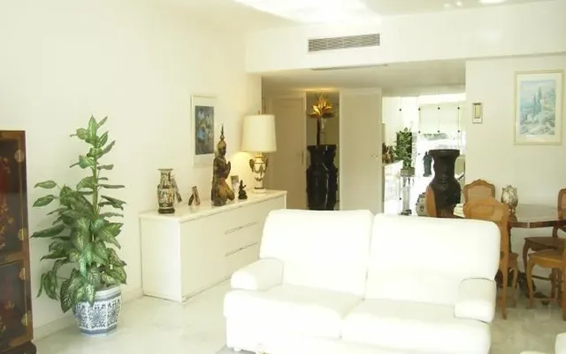 Квартира в Антиб