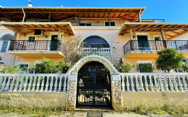 Отель в Corfu