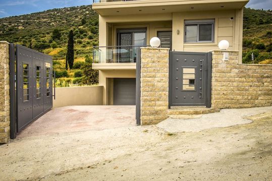 Дом в Нафплион