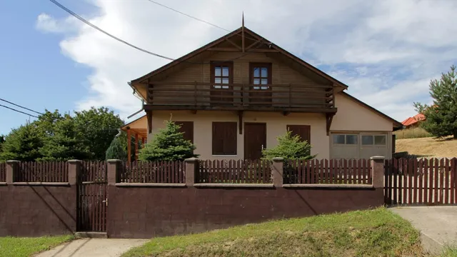 Дом в Залачань