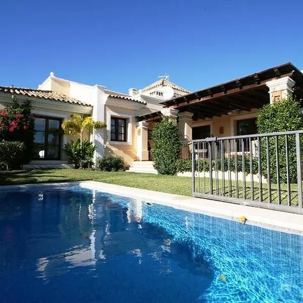 Вилла в Марбелья, фото 1