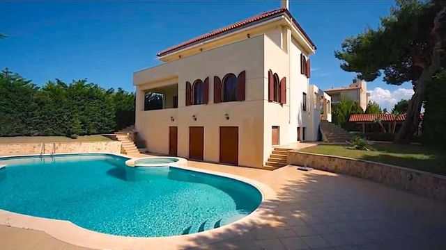 Вилла в Эвбея