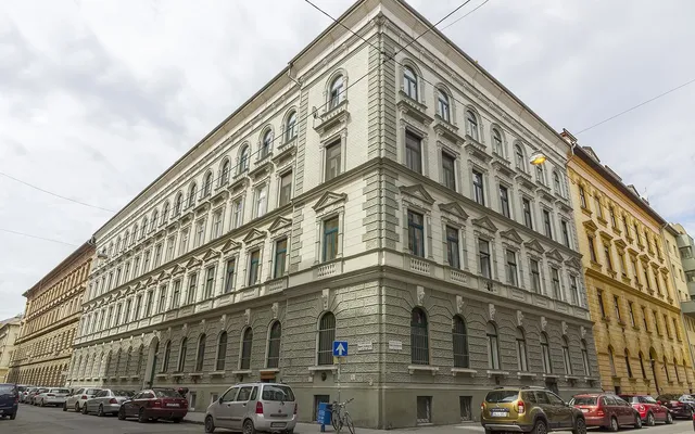 Квартира в Будапешт VI