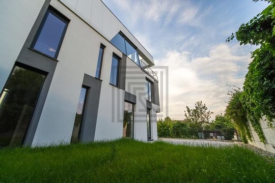 Квартира в Любляна