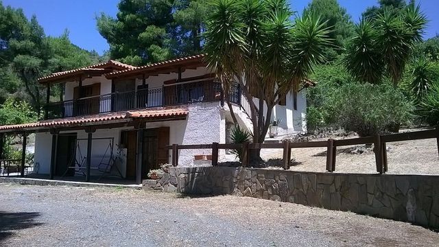 Отдельный дом в Неротривия